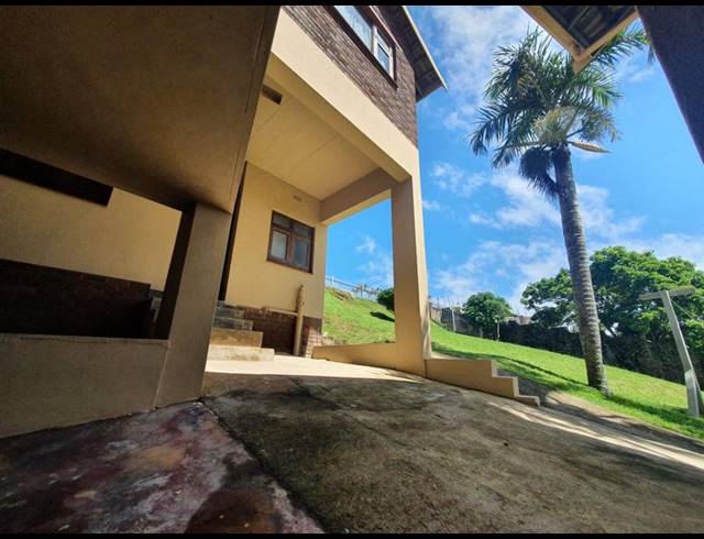 5 BEDROOM HOUSE FOR SALE IN OSLO BEACH